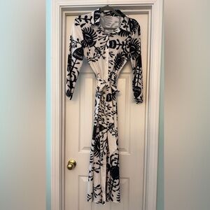 Elegant Black and White Floral midi Dress